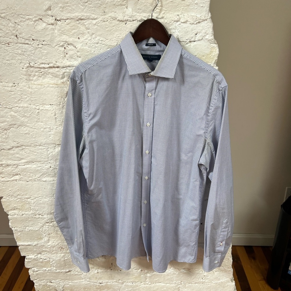 Tommy Hilfiger Slim Fit Blue Checked Dress Shirt. Size M